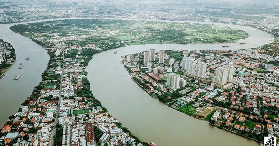 Trong số diện tích đất đã bị thu hồi, TP đã cho bán đấu giá một số khu đất, thu về cho ngân sách hàng ngàn tỷ đồng.