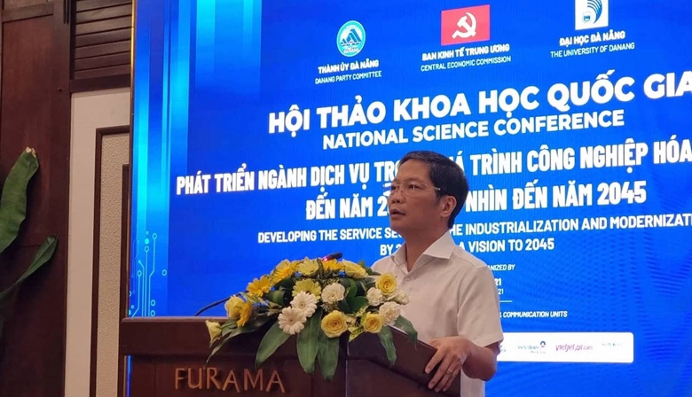  Đồng chí Trần Tuấn Anh, Uỷ viên Bộ Chính trị, Trưởng Ban Kinh tế Trung ương, Trưởng Ban Chỉ đạo xây dựng Đề án phát biểu kết luận Hội thảo.