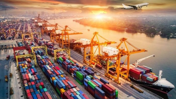 Việt Nam có nhiều tiềm năng để phát triển logictics.