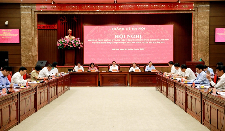 Toàn cảnh hội nghị.