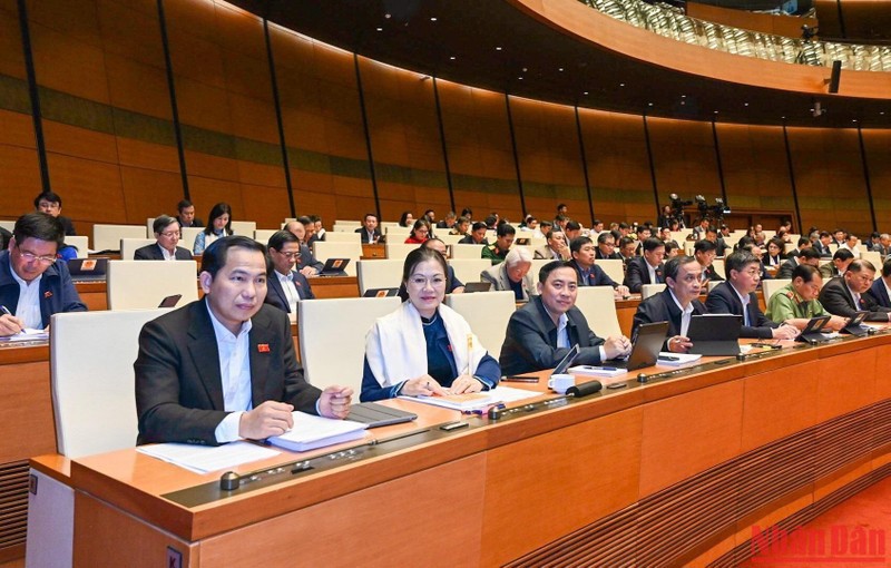 Các đại biểu Quốc hội tham dự phiên họp chiều 20/10. (Ảnh: DUY LINH)