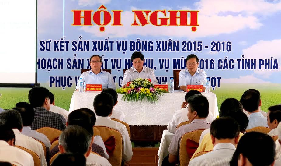 Toàn cảnh hội nghị