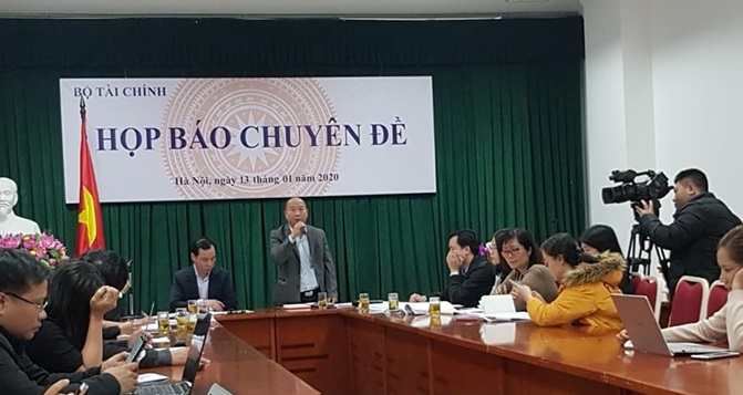 Quang cảnh buổi họp báo.