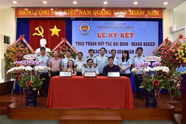 Trong những năm qua Ngành Hải quan đã đẩy mạnh và phát triển mối quan hệ đối tác Hải quan – Doanh nghiệp. Nguồn: Internet