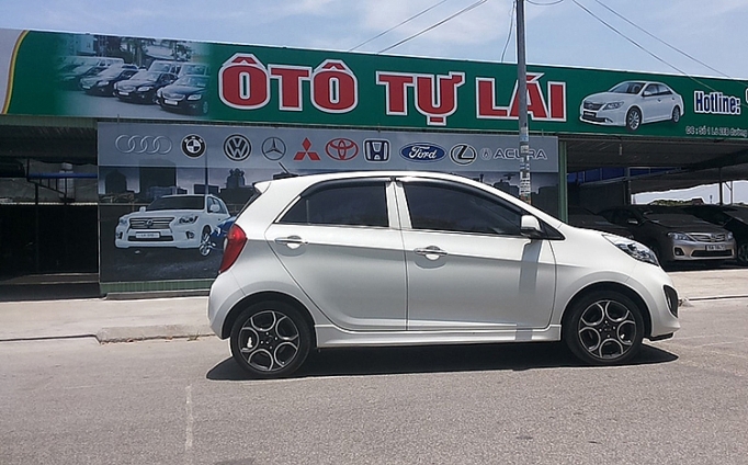 Kỳ nghỉ Tết Nguyên đán kéo dài nên nhu cầu thuê xe ôtô tự lái càng tăng cao