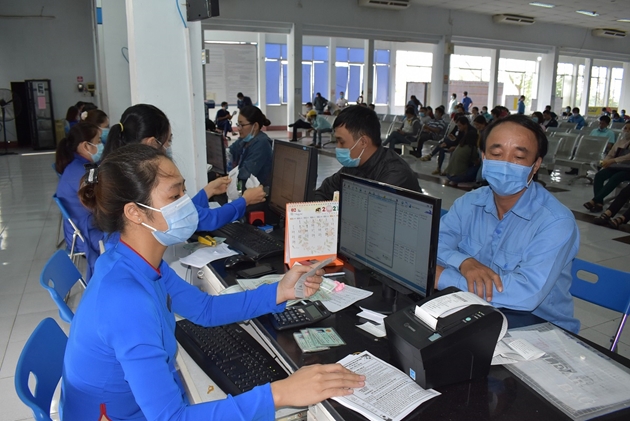 Các trường hợp thay đổi hành trình bay cần thực hiện trước ít nhất 3 tiếng so với giờ khởi hành dự kiến của chuyến bay