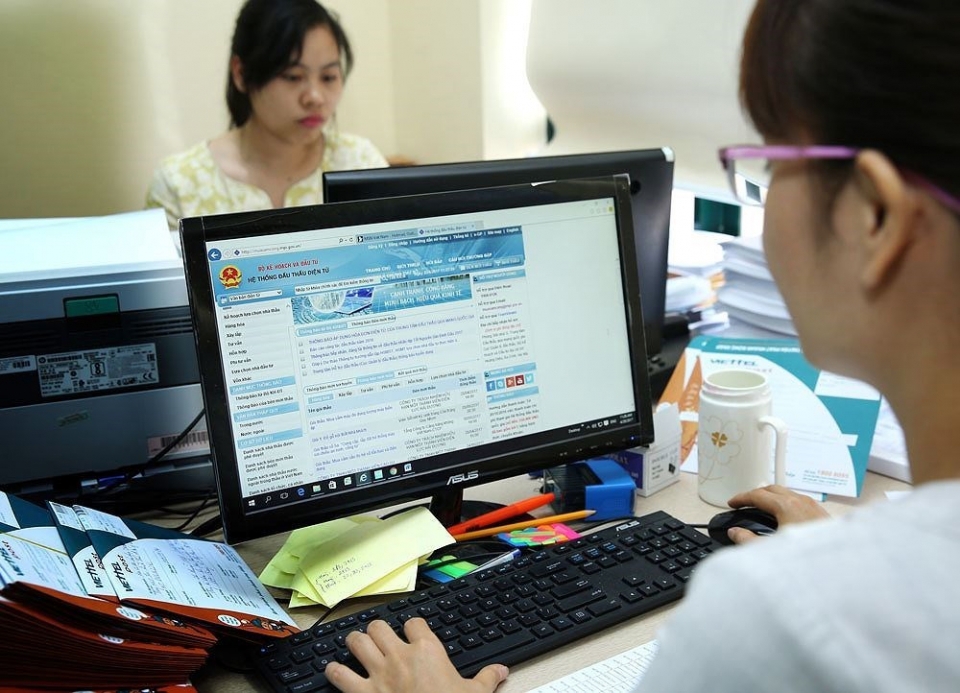 Giai đoạn đầu, dự kiến thực hiện đấu thầu qua mạng cho 15 gói thầu với tổng giá trị hơn 71 triệu USD . Nguồn: Internet