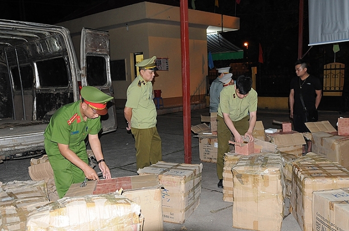 Tình trạng buôn lậu, gian lận thương mại và hàng giả vẫn diễn biến khó lường. Nguồn: Internet