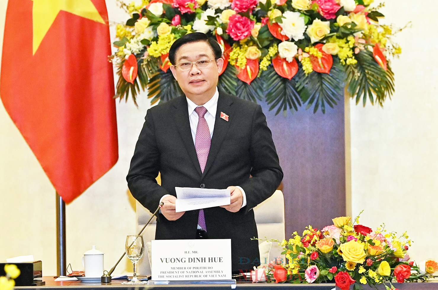 Chủ tịch Quốc hội Vương Đình Huệ phát biểu tại buổi làm việc