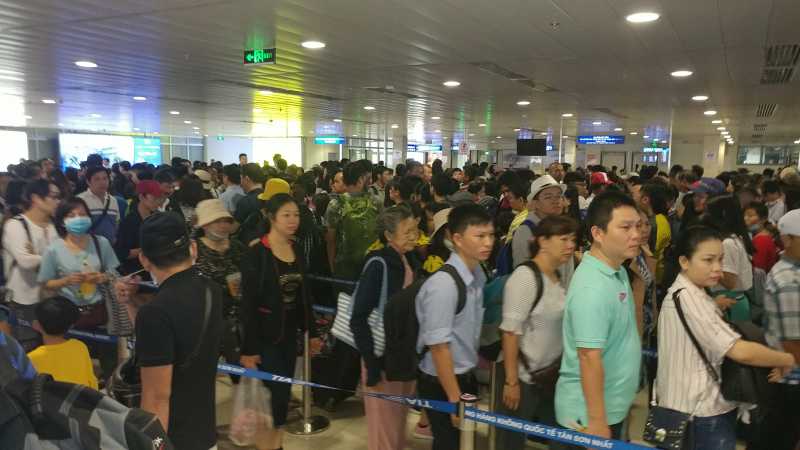 Tăng cường bố trí nhân sự và nguồn lực để bảo đảm khai thác an toàn tuyệt đối các chuyến bay cũng như đảm bảo chất lượng dịch vụ cho hành khách. Nguồn: Internet
