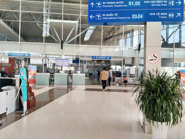 Dự kiến nếu dịch kéo dài đến hết quý IV, tổng doanh thu của VNA ước đạt 38.140 tỷ đồng, giảm 72.411 tỷ đồng so với kế hoạch 2020, ước lỗ 19.651 tỷ đồng. Nguồn: thoibaokinhdoanh.vn