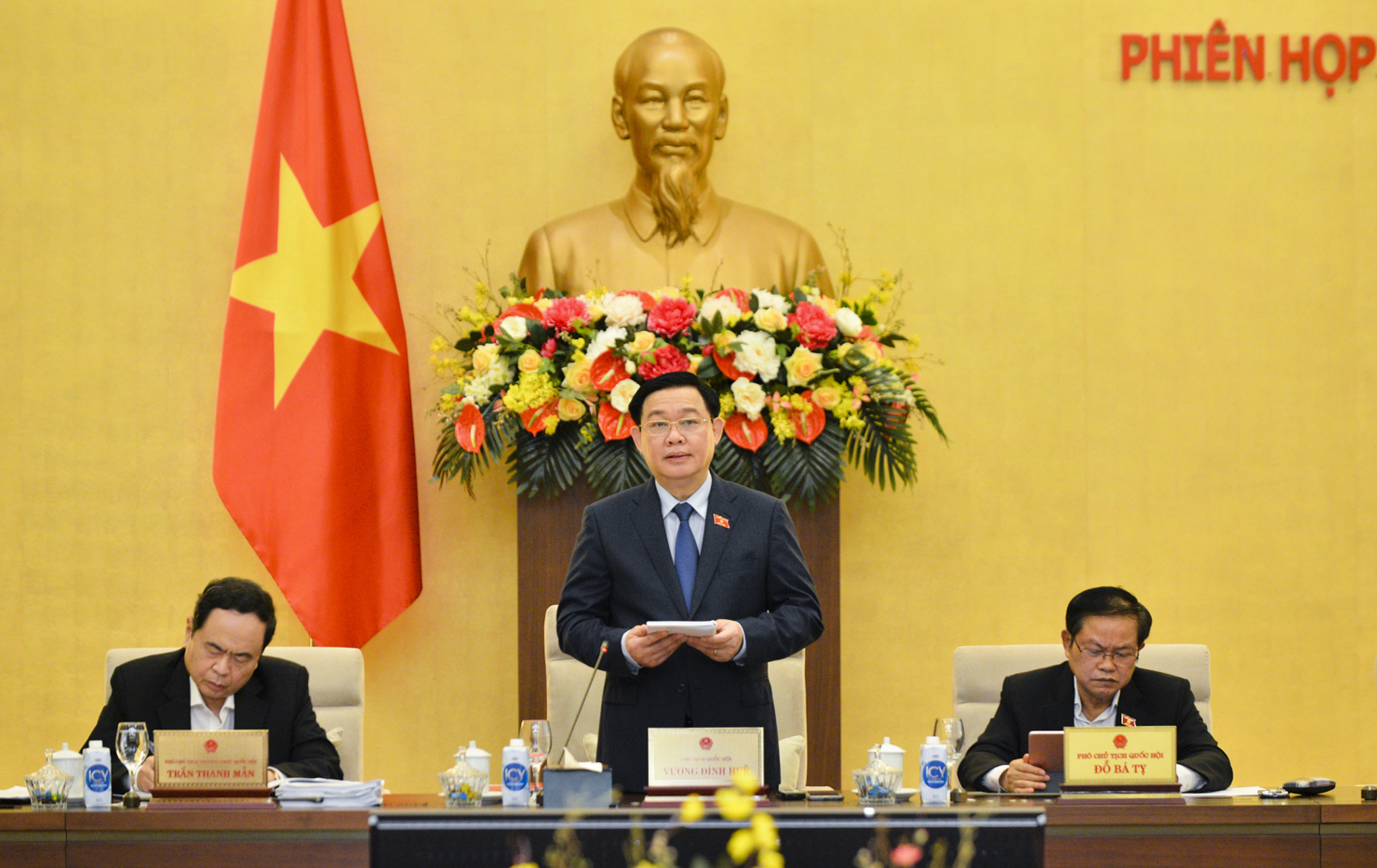 Chủ tịch Quốc hội Vương Đình Huệ chủ trì Phiên họp thứ 55, Ủy ban Thường vụ Quốc hội. Nguồn:quochoi.vn