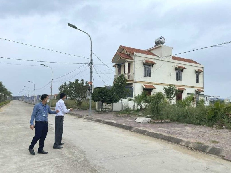Tăng cường thanh tra, kiểm tra các dự án BĐS và xử lý nghiêm cá nhân, chủ đầu tư dự án để xảy ra tình trạng quảng cáo sai sự thật, huy động vốn khi chưa đủ điều kiện.