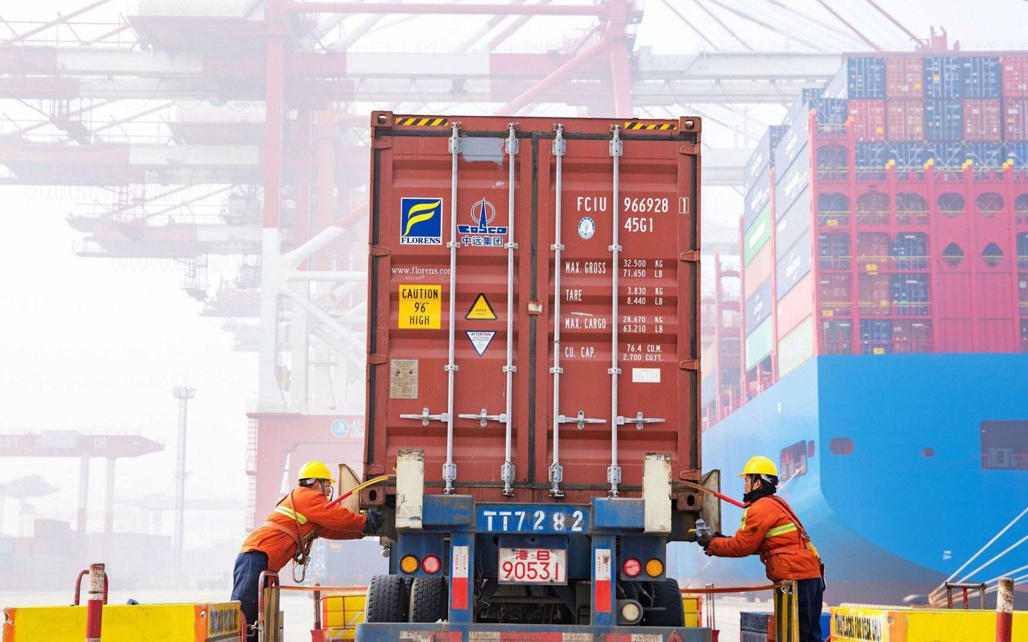 Trung Quốc đã cam kết sẽ tăng cường chính sách kích thích để thúc đẩy nền kinh tế. Nguồn: BBC.