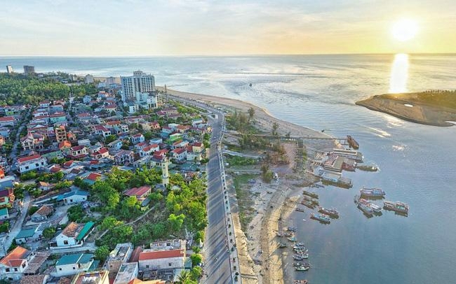 Thị trường đất biệt thự cận thủy nhộn nhịp giao dịch. Nguồn: Internet.