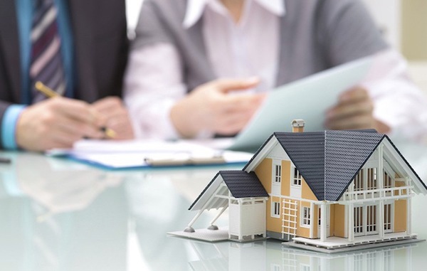 Việc mua bán nhà đất ký gửi ký chờ dẫn đến nhiều rủi ro. Nguồn: Internet
