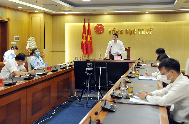 Tổng cục trưởng Tổng cục Thuế Cao Anh Tuấn báo cáo tại Hội nghị giao ban trực truyến về tình hình thực hiện nhiệm vụ tháng 5 và triển khai công tác tháng 6 của Bộ Tài chính.