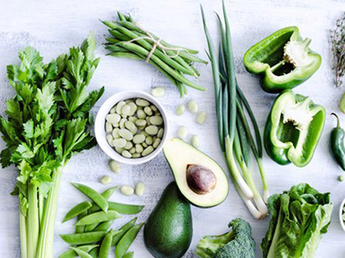 Các thực phẩm giàu vitamin K, giúp bạn đẩy lùi các dấu hiệu của tuổi già. Nguồn: Internet