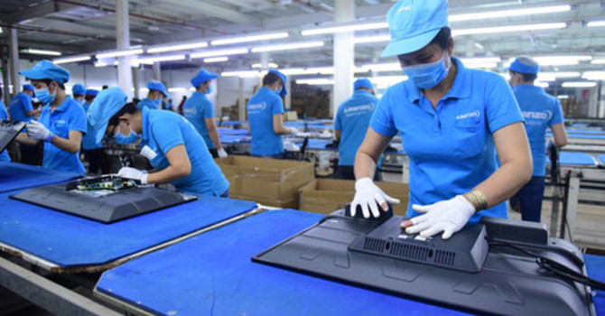 Những mặt hàng lắp ráp, gia công (điển hình như ngành hàng điện tử) có cấu phần, bộ phận đến từ nhiều hơn một quốc gia. Nguồn: Internet.