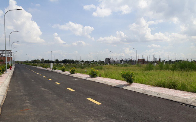 Trên thị trường thứ cấp, nguồn hàng ký gửi bán lại giảm mạnh, trong khi nguồn hàng chào bán phần nhiều là đất nông nghiệp, đất nền chưa ra sổ riêng. Nguồn: Internet.