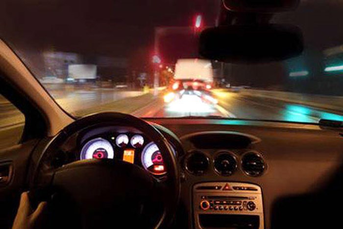 Thủ tướng giao Bộ Công an tăng cường tuần tra kiểm soát, phát hiện, xử lý nghiêm các hành vi vi phạm là nguyên nhân trực tiếp gây tai nạn giao thông, tập trung vào các hành vi lái xe vi phạm về nồng độ cồn, ma tuý.