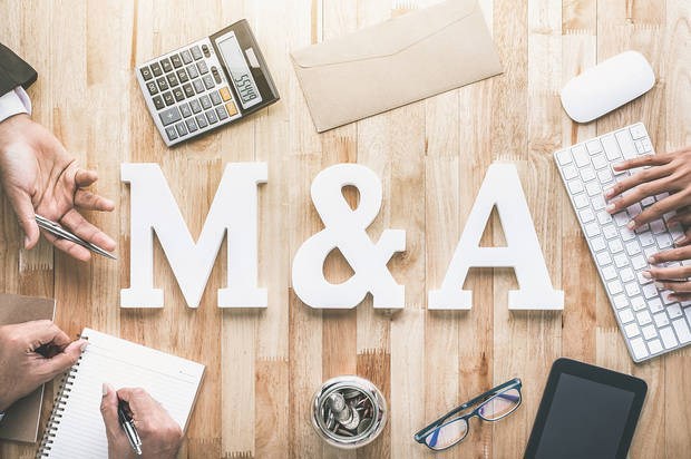 Ngành hàng tiêu dùng, thực phẩm đồ uống, bán lẻ và bất động sản vẫn là động lực thúc đẩy thị trường M&A. Nguồn: Internet.