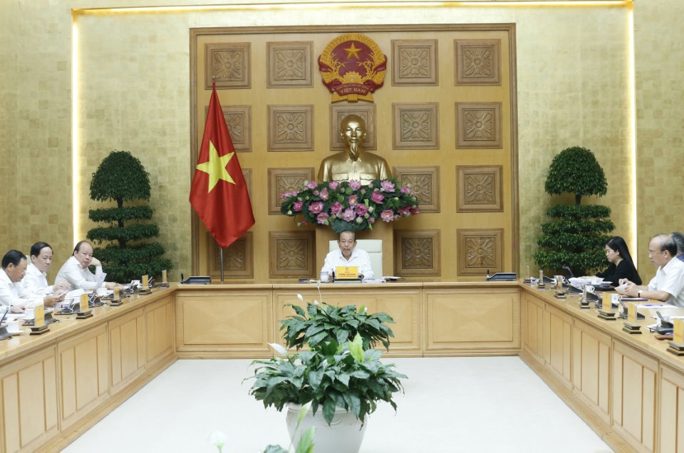 Phó Thủ tướng Thường trực Chính phủ Trương Hòa Bình chủ trì cuộc họp về việc sửa đổi 03 Nghị định của Chính phủ về sắp xếp, đổi mới, cổ phần hóa và phát triển doanh nghiệp. Nguồn: baochinhphu.vn