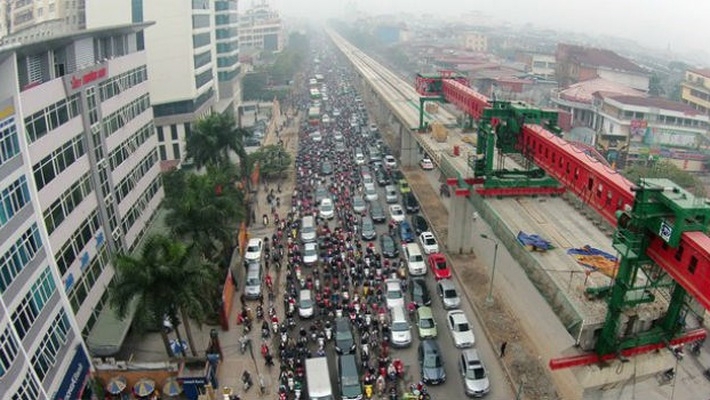 Theo lộ trình đến năm 2020 sẽ di dời hàng loạt nhà máy, xí nghiệp có nguy cơ gây ô nhiễm môi trường ra khỏi nội đô Hà Nội. Nguồn: Internet.