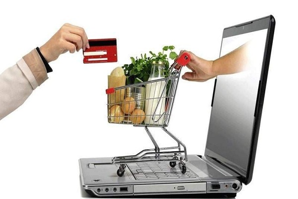 Hiện nhiều ngân hàng liên kết với các đơn vị bán hàng để hỗ trợ khách hàng mua trả góp lãi suất 0% qua thẻ tín dụng