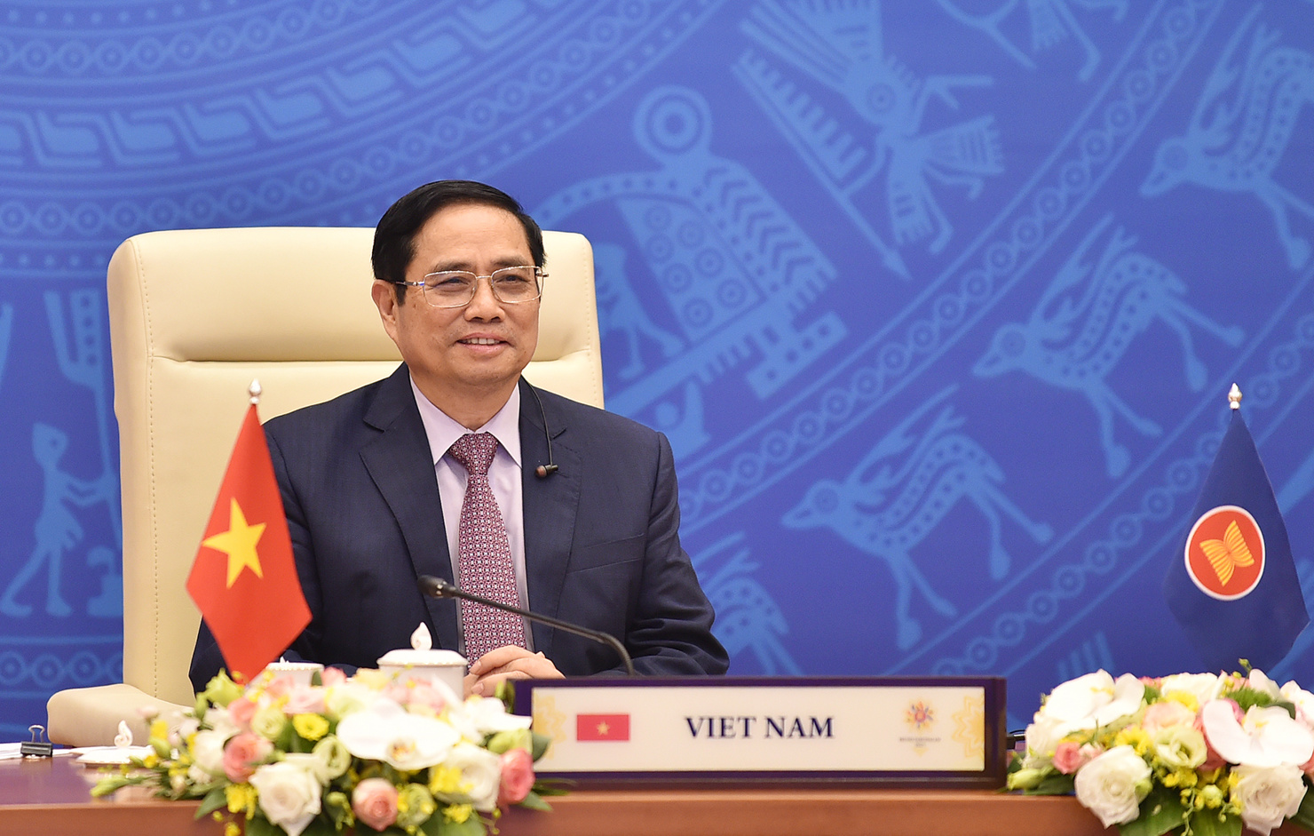 Thủ tướng Phạm Minh Chính kêu gọi ASEAN và Ấn Độ hỗ trợ lẫn nhau trong ứng phó COVID-19 và phục hồi bền vững, đề nghị Ấn Độ tích cực hỗ trợ các nước ASEAN phát triển công nghiệp dược, tiếp cận đầy đủ và kịp thời các nguồn vaccine, thuốc điều trị COVID-19... Nguồn: chinhphu.vn