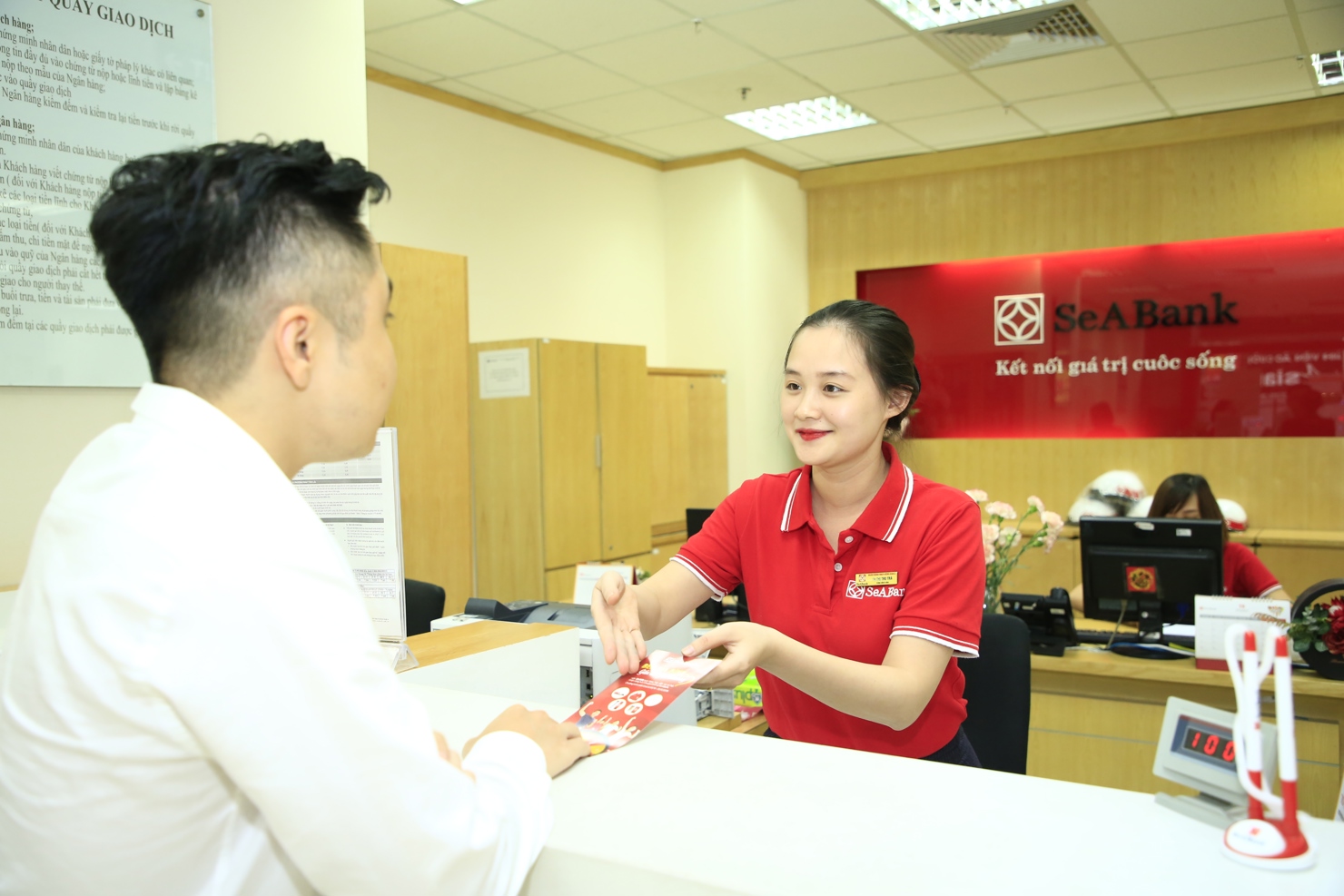 SeABank vừa hoàn thành việc tăng vốn điều lệ lên 9.369 tỷ đồng.