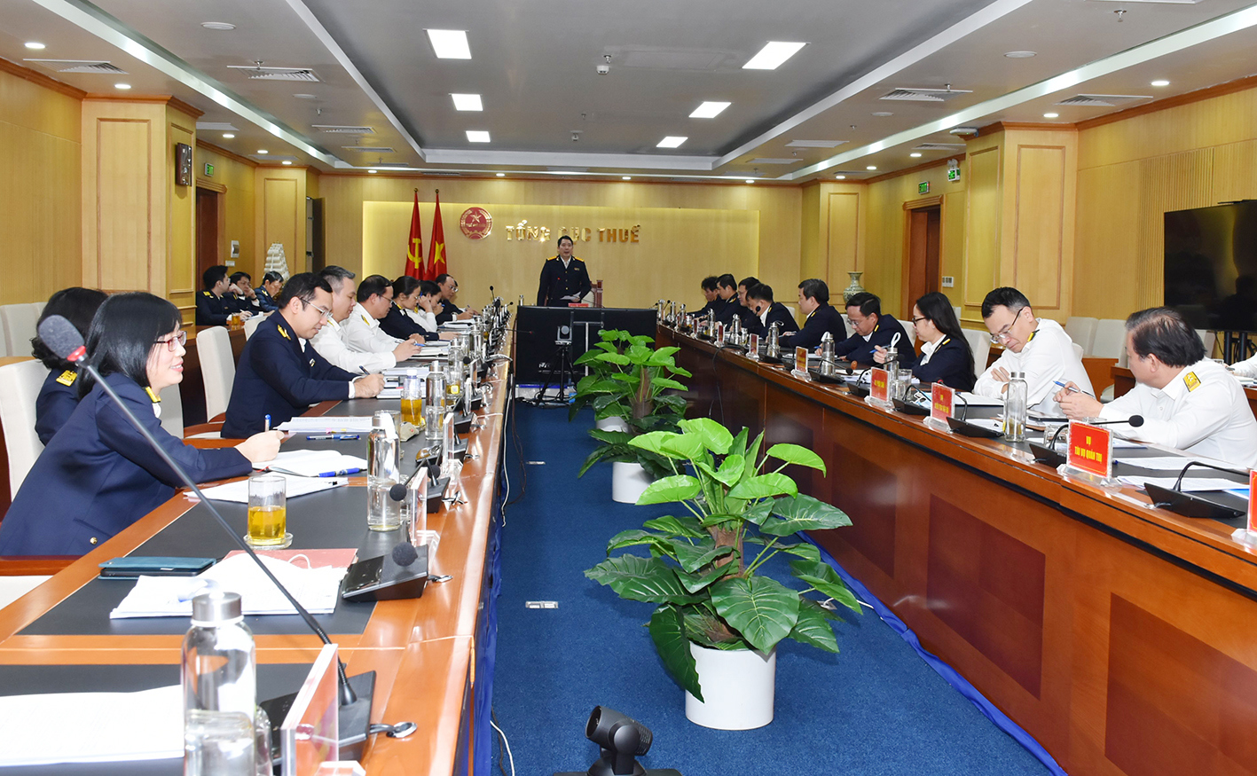 Tổng cục Thuế họp giao ban, đánh giá tình hình thực hiện chương trình công tác tháng 10 và triển khai chương trình công tác tháng 11.