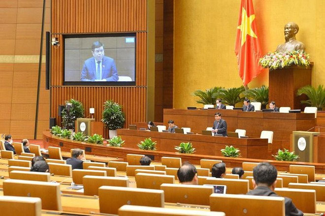 Phiên chất vấn và trả lời chất vấn của Bộ trưởng Bộ Kế hoạch và Đầu tư Nguyễn Chí Dũng chiều 11/11.