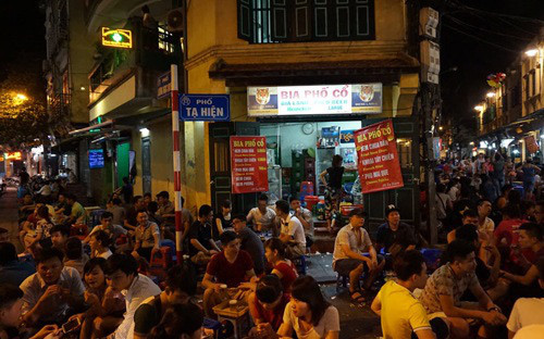 Việc cho phép kinh doanh sau 24h đêm sẽ đem lại nhiều lợi ích cho khách du lịch và giới kinh doanh nhưng cần phải quản lý chặt ché. Nguồn: Internet