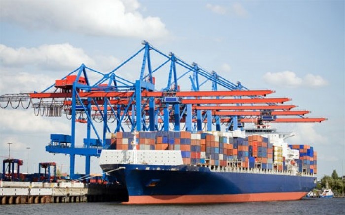 Tính chung 10 tháng, cả nước xuất siêu ước khoảng 3,5 tỷ USD, bằng 2,4% kim ngạch xuất khẩu.
