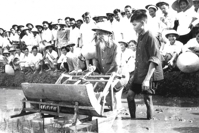 Chủ tịch Hồ Chí Minh luôn đề cao vai trò của tăng gia sản xuất. Ảnh tư liệu.
