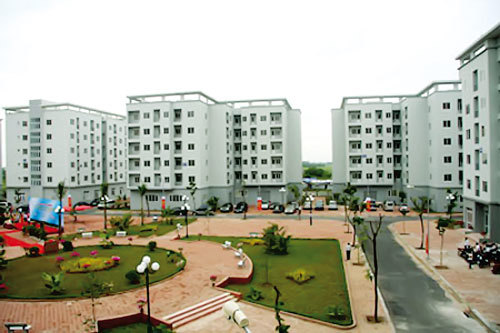 Nếu bán nhà ở xã hội thấp tầng liền kề phải nộp 100% tiền sử dụng đất, tính theo giá đất do Ủy ban nhân dân cấp tỉnh ban hành tại thời điểm bán nhà ở.. Nguồn: Internet