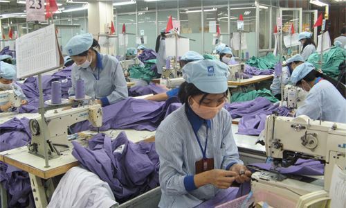 Khuyến khích du nhập công nghệ, kết hợp với phát triển thị trường vốn sẽ thúc đẩy đầu tư theo hướng cách tân công nghệ, tăng năng suất. Nguồn: Internet