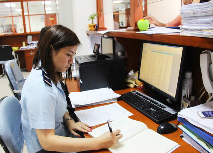 Mở rộng thu ngân sách Nhà nước qua Cổng thanh toán điện tử Hải quan cho phép người nộp thuế được lập bảng kê nộp thuế trực tiếp trên Cổng thanh toán điện tử hải quan mọi lúc, mọi nơi, mọi phương tiện có kết nối với internet. Nguồn: Internet