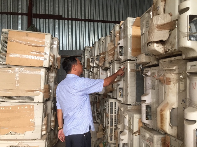Một lô hàng điện lạnh đã qua sử dụng nhập lậu qua cảng TP. Hồ Chí Minh bị tạm giữ. Nguồn: Internet