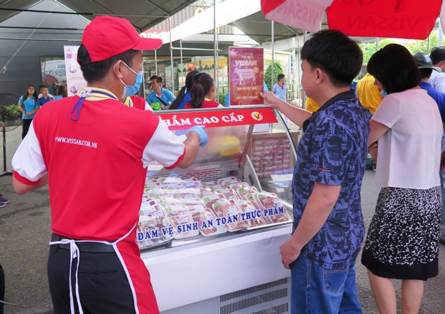 Cửa hàng tiện lợi Satrafood cũng là những điểm đến quen thuộc của xu hướng tiêu dùng ngon và sạch tại TP. Hồ Chí Minh. Nguồn: Internet