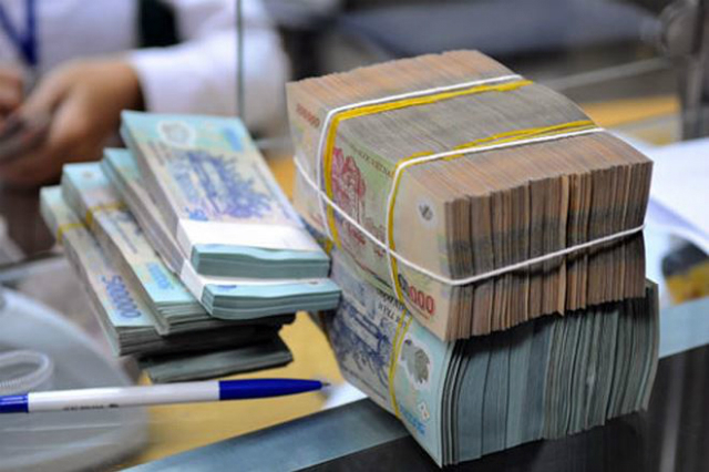 Tỷ lệ dự trữ bắt buộc đối với tiền gửi bằng VND kỳ hạn từ 12 tháng trở lên là 1% trên tổng số dư tiền gửi phải tính dự trữ bắt buộc. Nguồn: Internet