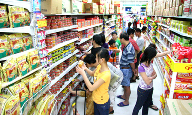 Để vào siêu thị, hàng Việt phải chịu mức chiết khấu 30%. Nguồn: Internet