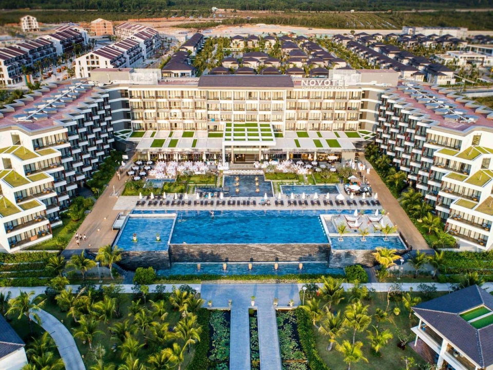 So với các thị trường lân cận, điển hình là Thái Lan, bất động sản du lịch tại Việt Nam vẫn còn khoảng cách khá xa. (Nguồn: Novotel Phú Quốc)
