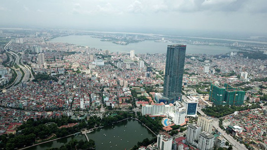 Không gian công cộng sẽ bị thu hẹp hoặc mất đi nếu như các chủ đầu tư chỉ quan tâm đến việc tận dụng tối đa quỹ đất để xây những khu nhà cao tầng. Nguồn: Internet