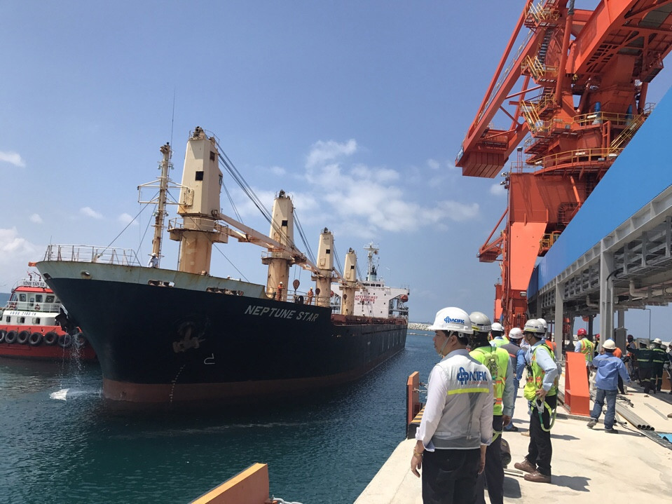 Tiến hành cơ cấu lại các ngành kinh tế biển và ven biển dựa trên hệ sinh thái và phù hợp với lợi thế, tiềm năng tự nhiên. Nguồn: Internet