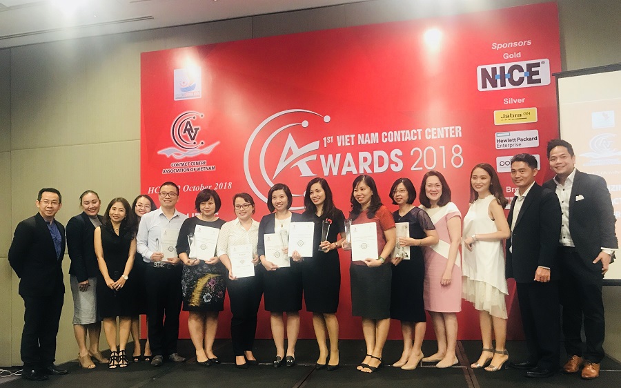 SeABank là Ngân hàng tiên phong trong việc tập trung xây dựng đồng bộ hệ thống Chăm sóc Khách hàng tiên tiến với đa kênh tương tác dành cho Khách hàng.