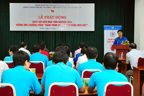 Toàn cảnh khai mạc Ngày hội hiến máu năm 2014. Nguồn: mof.gov.vn