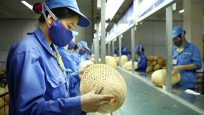 Doanh nghiệp nhỏ và vừa chuyển đổi từ hộ kinh doanh được miễn lệ phí đăng ký doanh nghiệp