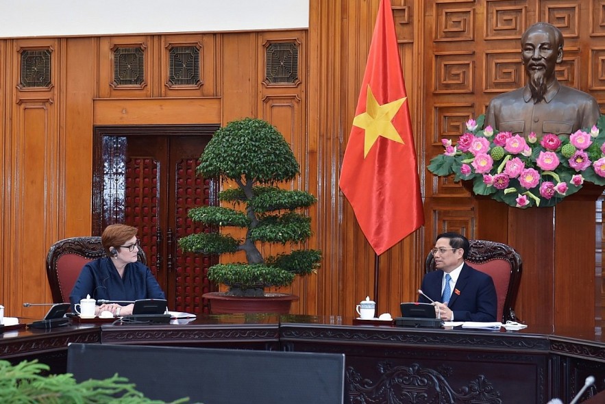 Thủ tướng Chính phủ Phạm Minh Chính tiếp Bộ trưởng Ngoại giao Australia Marise Payne. Ảnh: Nhật Bắc/VGP